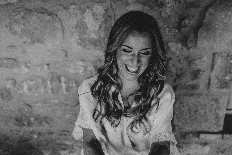 Fotografia de Mireia en los preparativos de su boda