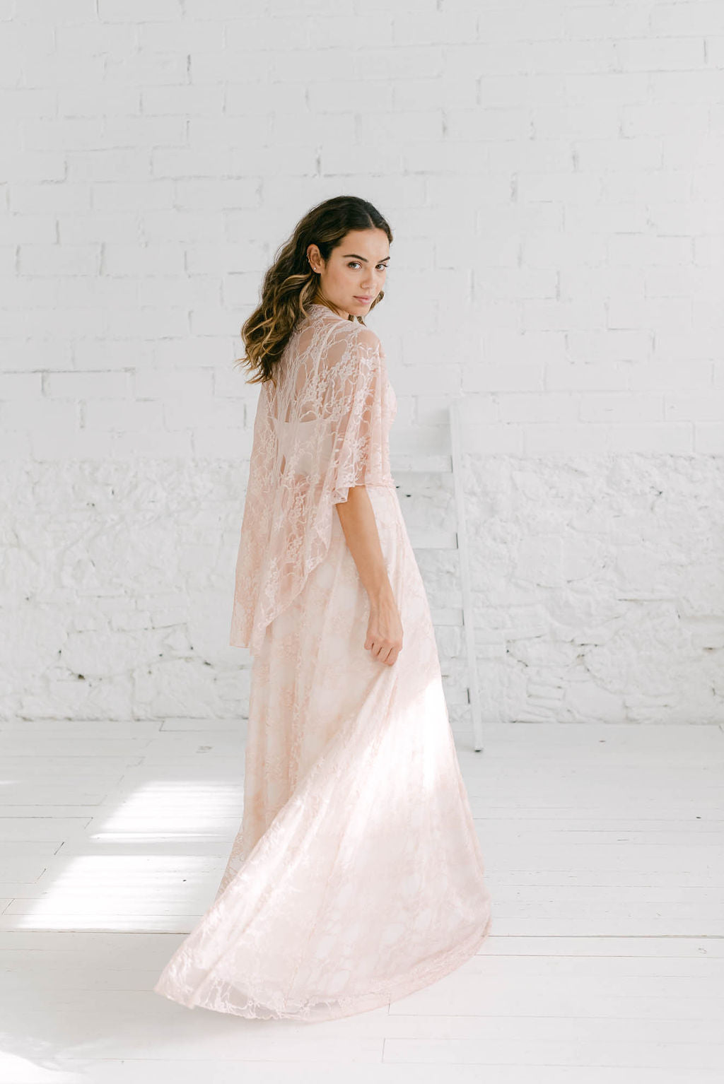 Vestidos de novia con capa