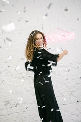 Mono de Invitada Pantalón Largo color Negro con Abrigo de Pelo Negro