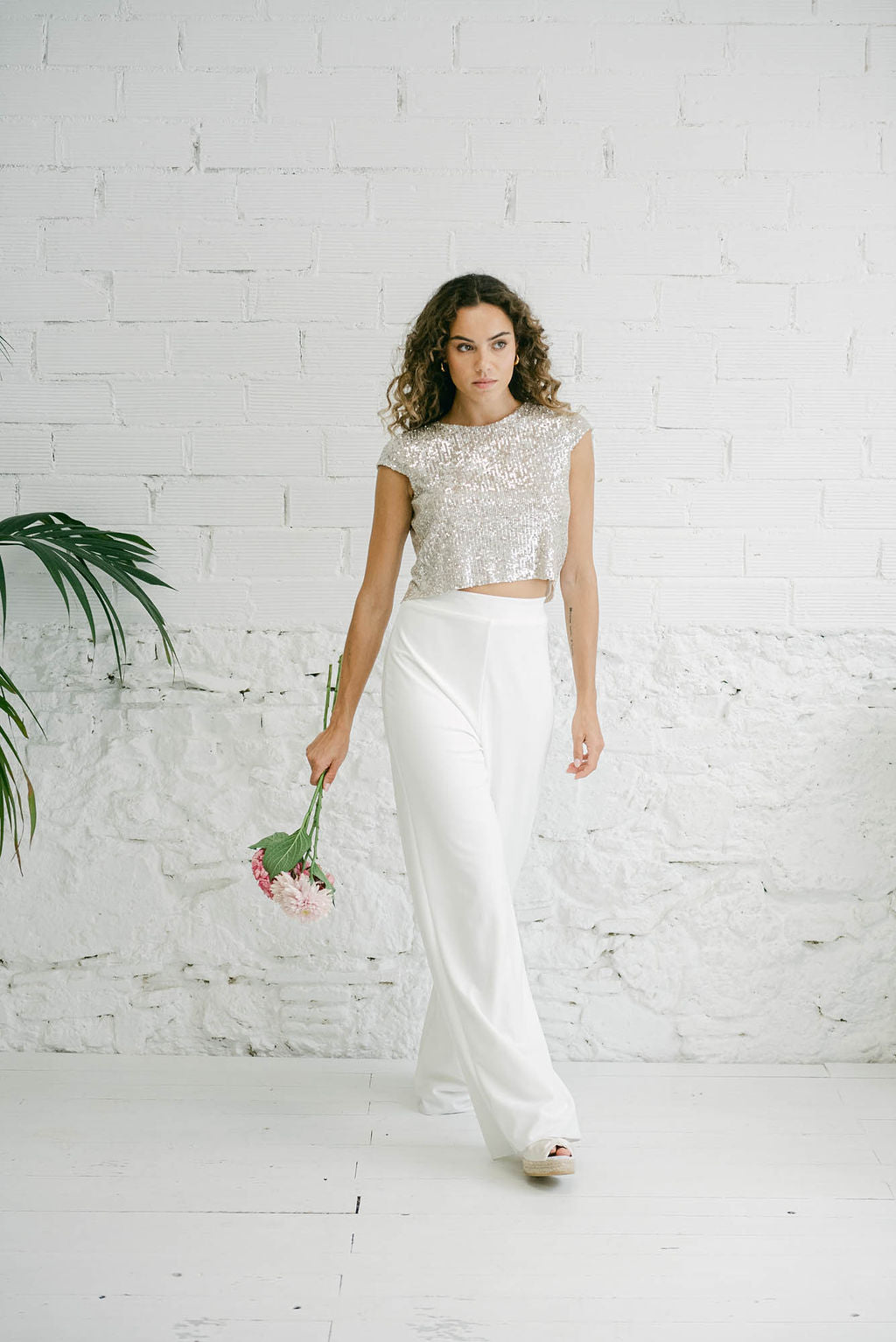 Conjunto de Novia de Dos Piezas | Crop Top de Lentejuelas y Pantalón Palazzo
