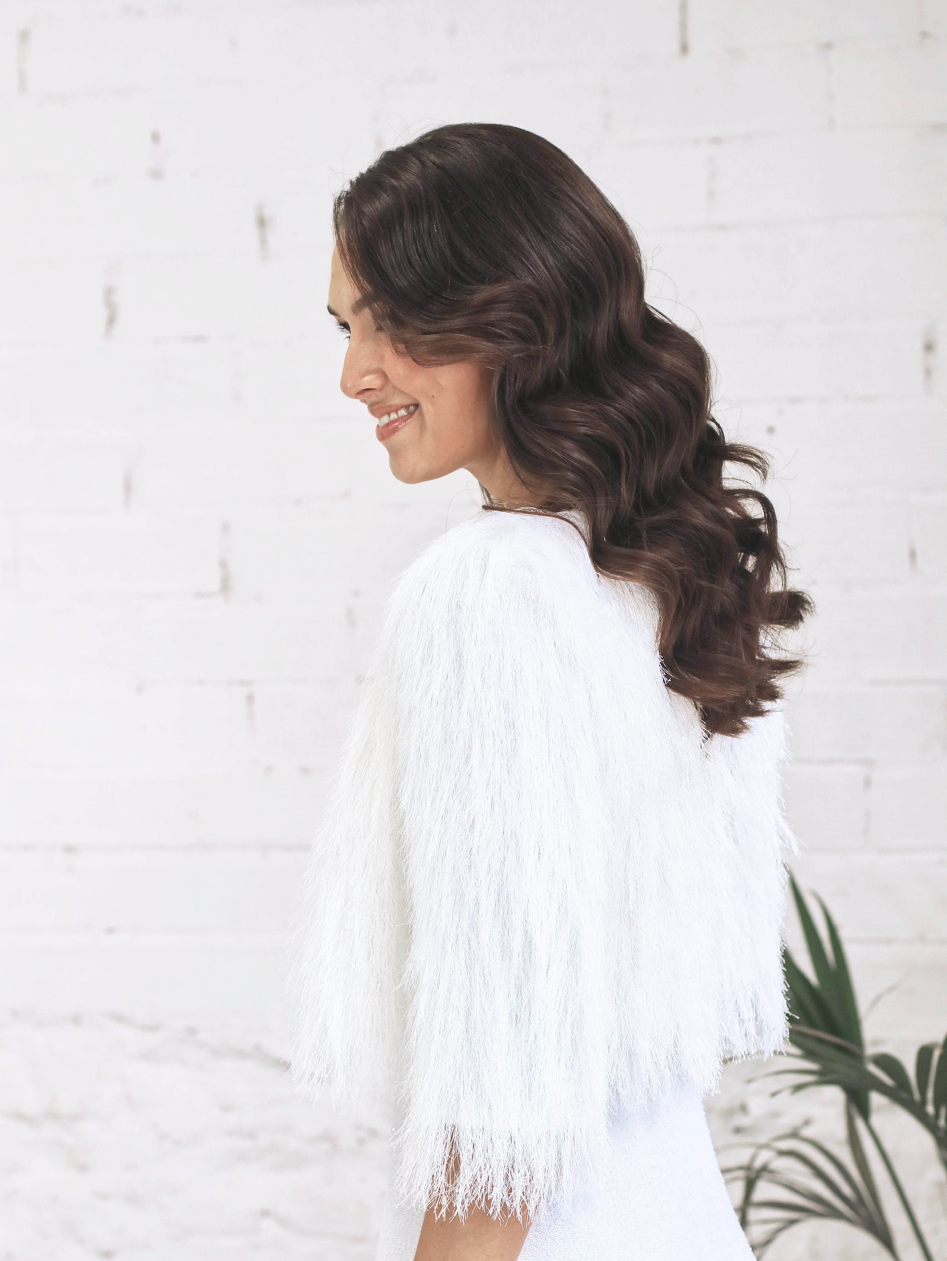 Vestido Largo con Microlentejuelas y Chaqueta Corta de Pelo