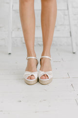 Alpargatas de boda hechas a mano en raso y yute - Zapatos de novia ivory