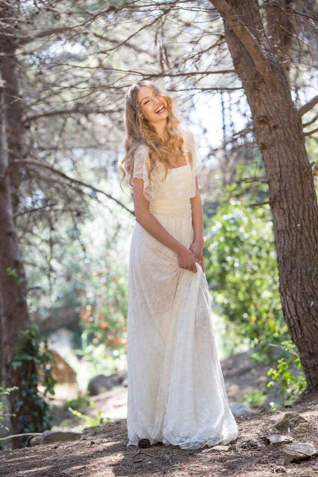 Ivory bohemian clearance wedding dress