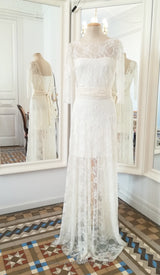 Vintage wedding dress, lace dress, lace wedding dress, romantic bridal gown, vintage style wedding dress, long sleeve lace weddi