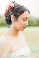 Vestido de novia alternativo de encaje champagne