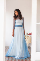 Vestido de novia azul con manga y tul punteado - Frida Bohemian