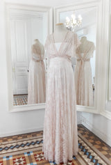 Vestido accesorio de encaje rosa cuarzo, gala lace, mimetik bcn