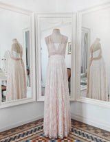 Vestido accesorio de encaje rosa cuarzo, gala lace, mimetik bcn