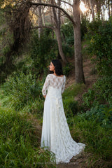 Vintage wedding dress, lace dress, lace wedding dress, romantic bridal gown, vintage style wedding dress, long sleeve lace weddi