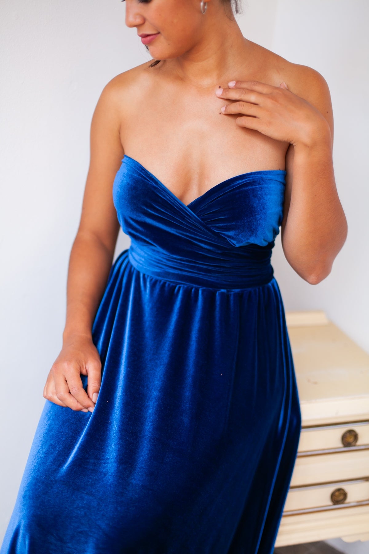 Vestido de noche convertible de terciopelo azul royal - Gala Velvet