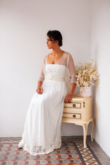 Delicado vestido de novia de tul con manga y falda bordada - Frida Bohemian