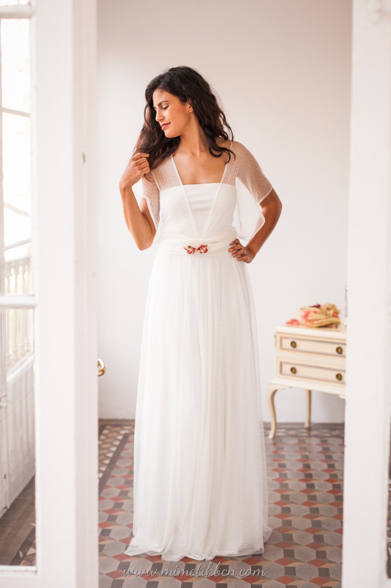 Dotted tulle overlay wedding dress Gala Overdress Mimetik