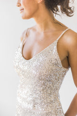 Glamuroso vestido de novia con top de lentejuelas y falda de tul - Jane Rustic