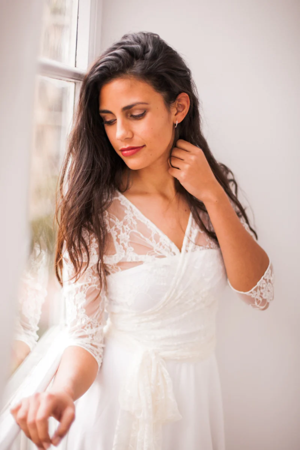 Bolero de novia de encaje escote a la caja - Frida Lace Bolero