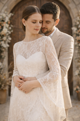 Sobrecapa de novia de encaje con mangas y cola | Bridal Topper Boho