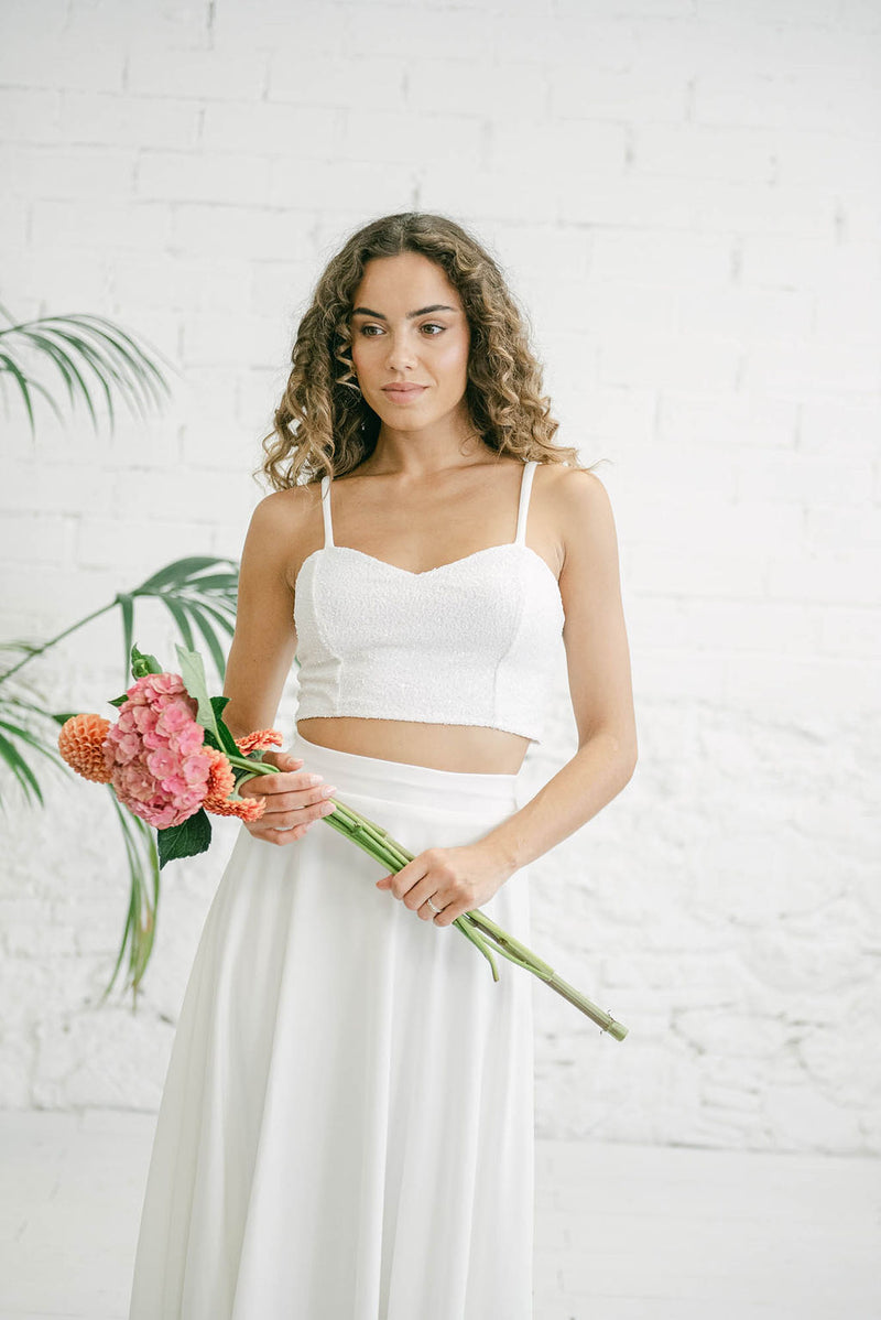 Vestido de Novia Dos Piezas - Top Brillante y Falda Amplia