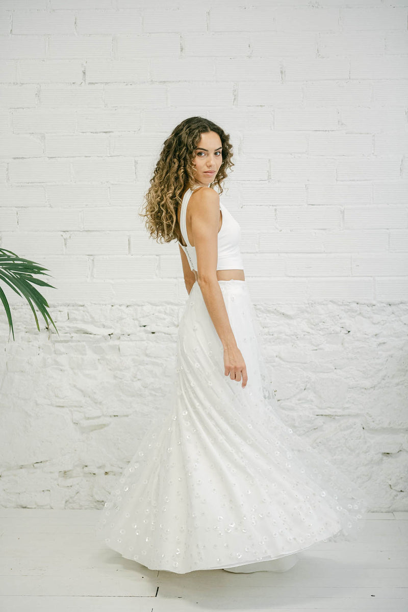 Vestido de Novia con Top Corto, Falda y Sobrefalda de Tul