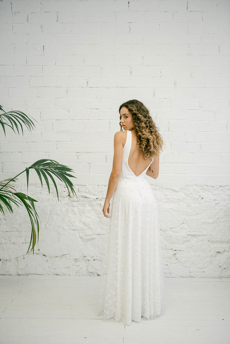 Vestido de Novia Dos Piezas - Top Sencillo, Falda con Volumen y Sobrefalda de Tul de Flores