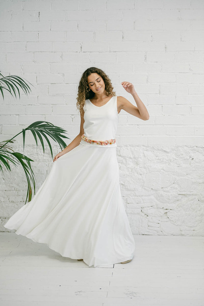 Vestido de Novia con Top Escotado en la Espalda y Falda Larga con Volumen