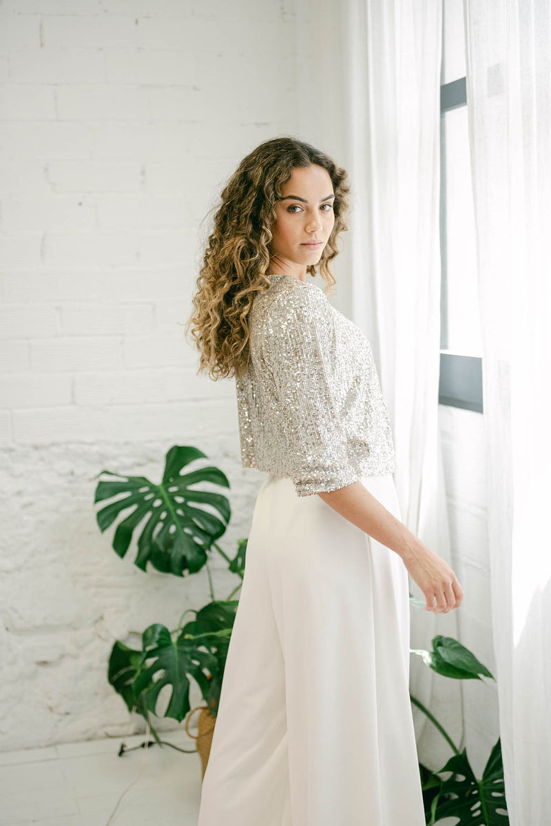 Vestido de Novia con Top de Lentejuelas de Manga Larga y Espalda Abierta