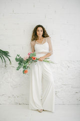 Traje de Novia con Bolero de Tul con Detalles Florales