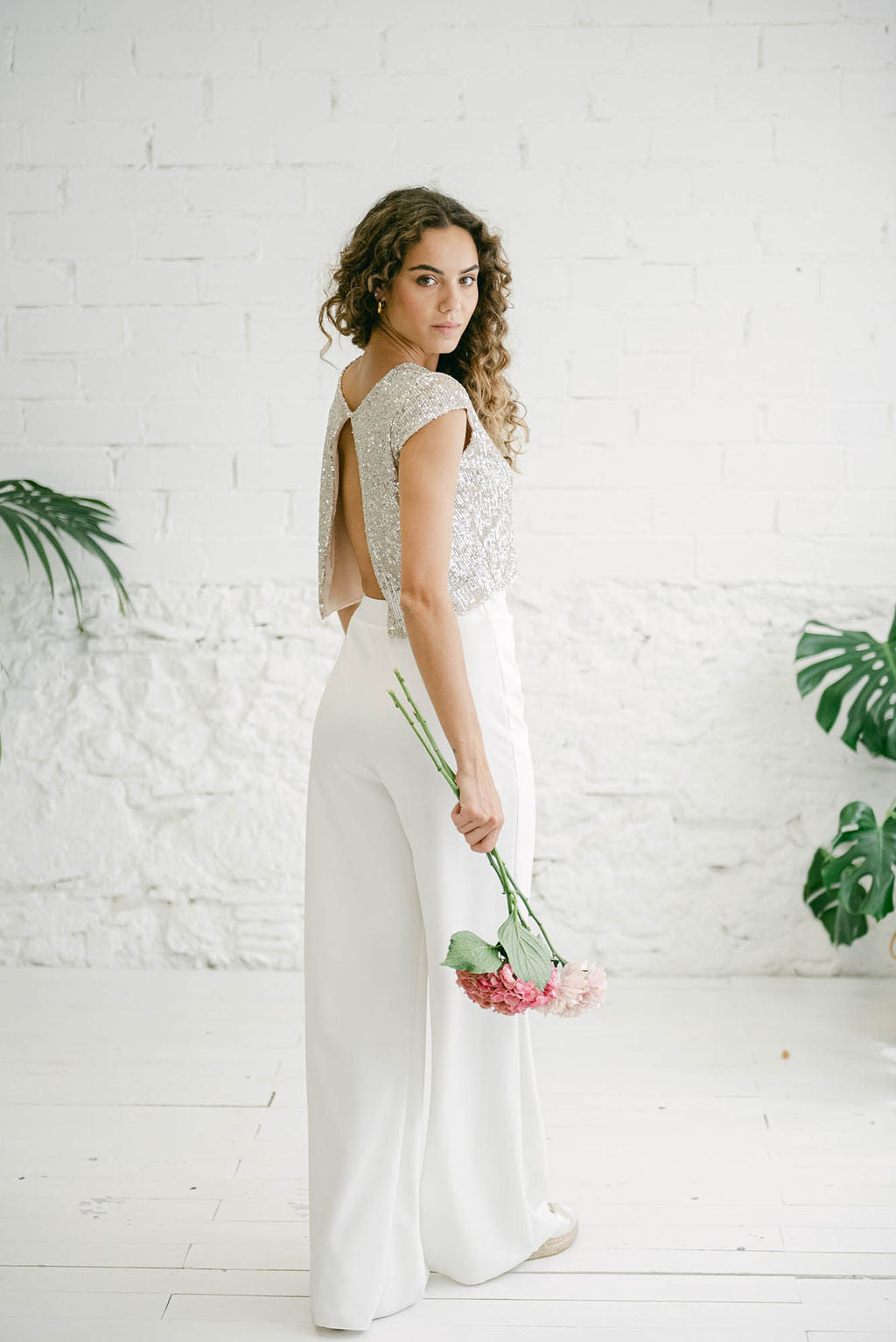 Conjunto de Novia de Dos Piezas | Crop Top de Lentejuelas y Pantalón Palazzo