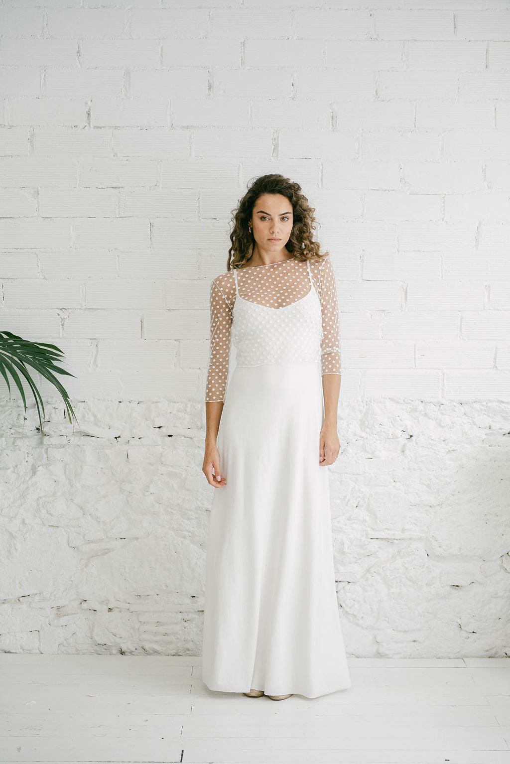 Long Wedding Dress with Spaghetti Straps and Flower Tulle Bolero
