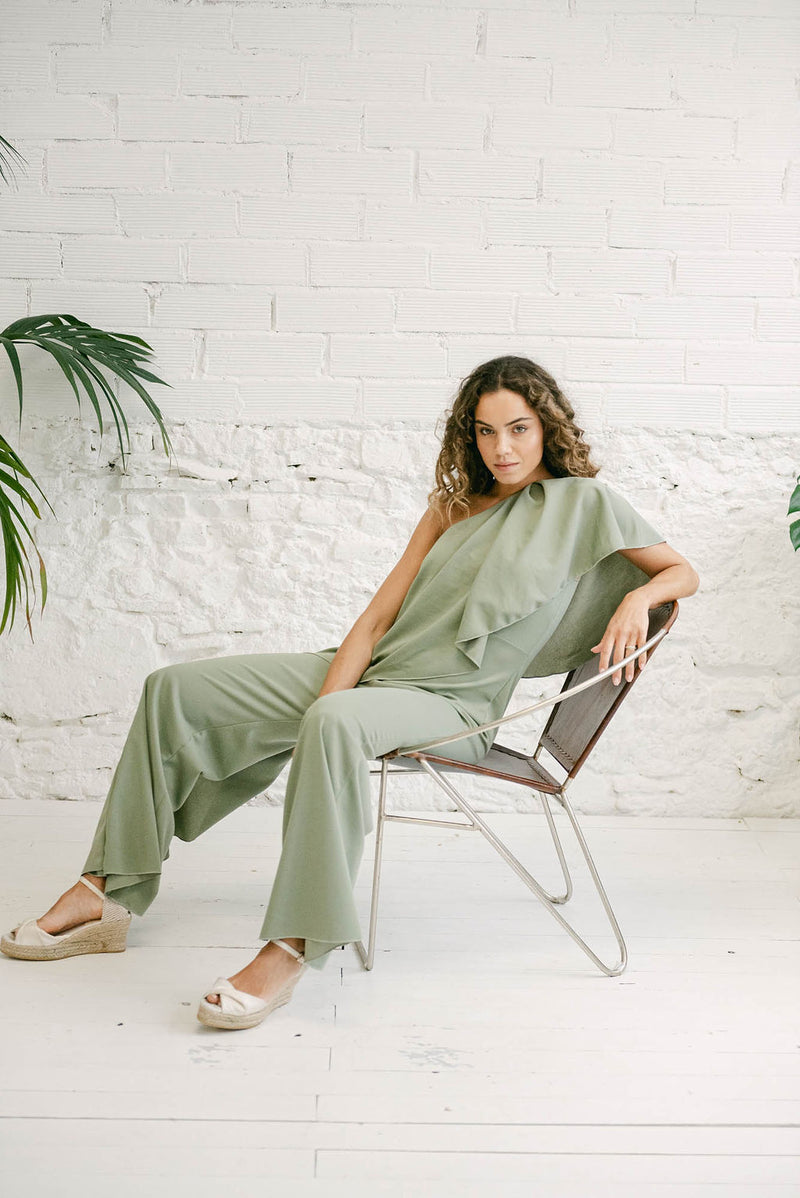 Long Green Moss One-Shoulder Jumpsuit