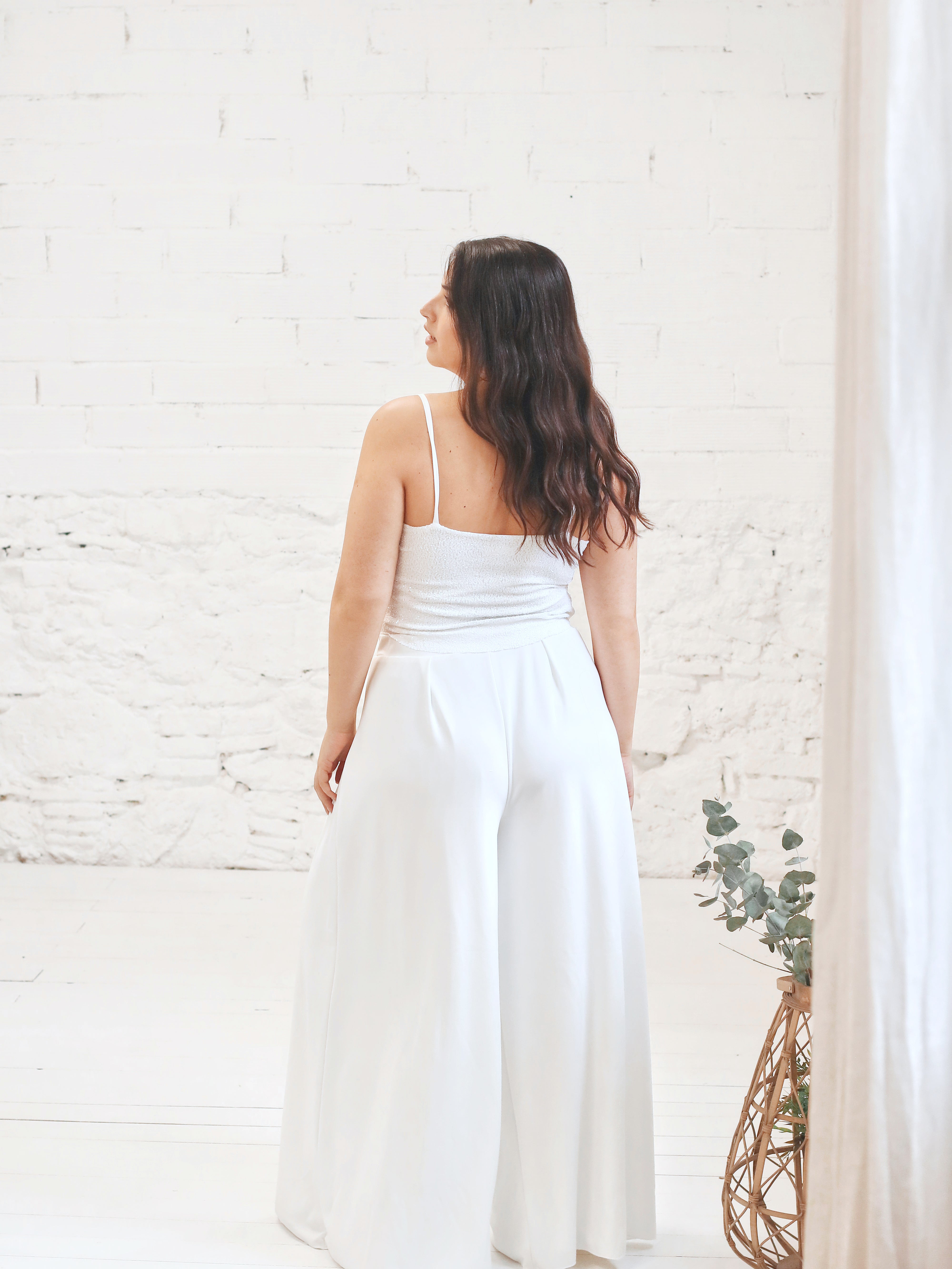 Vestido de Novia Pantalón con Top Lencero