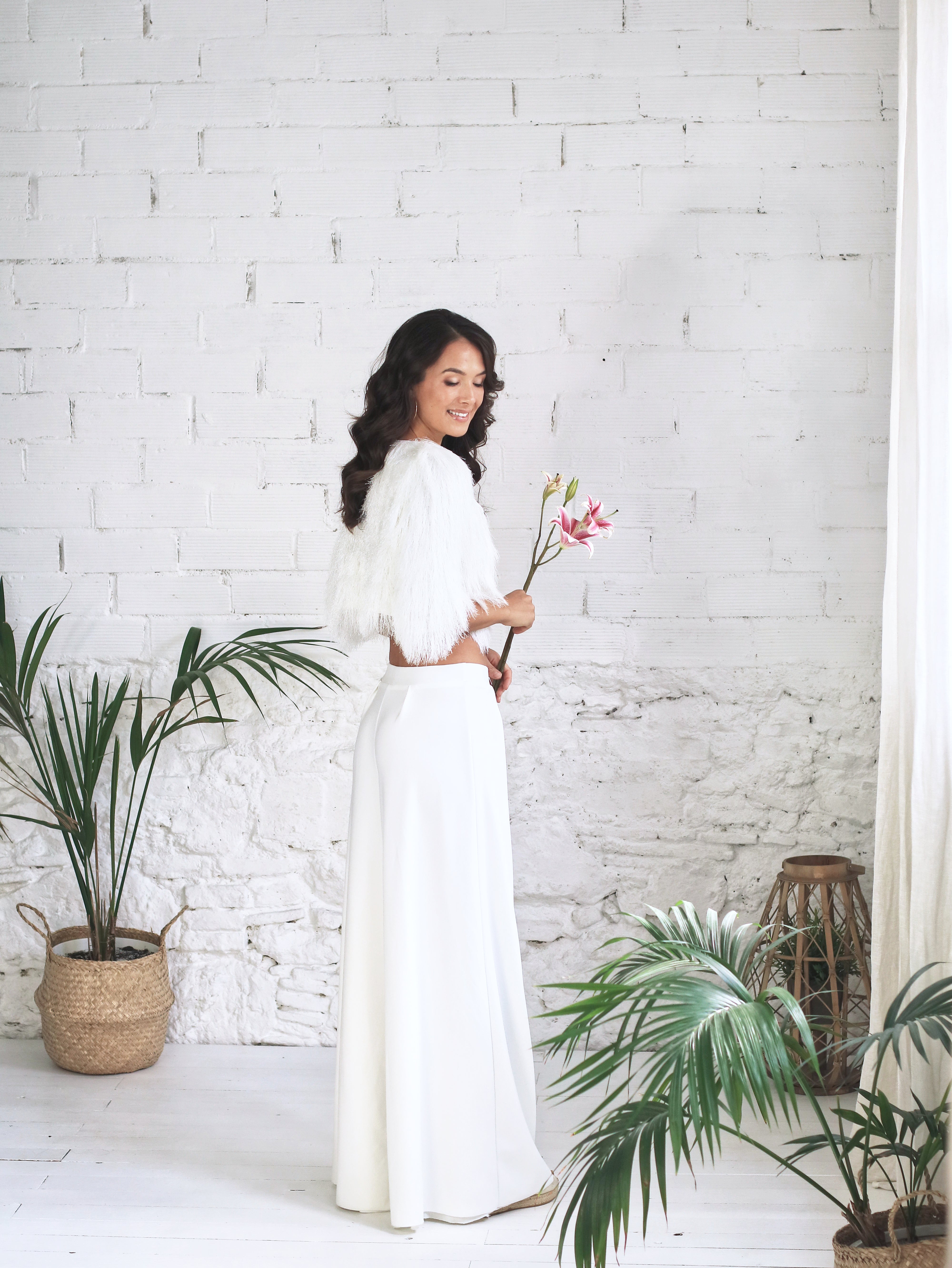 Vestido de Novia con Escote Corazón y Chaqueta de Pelo