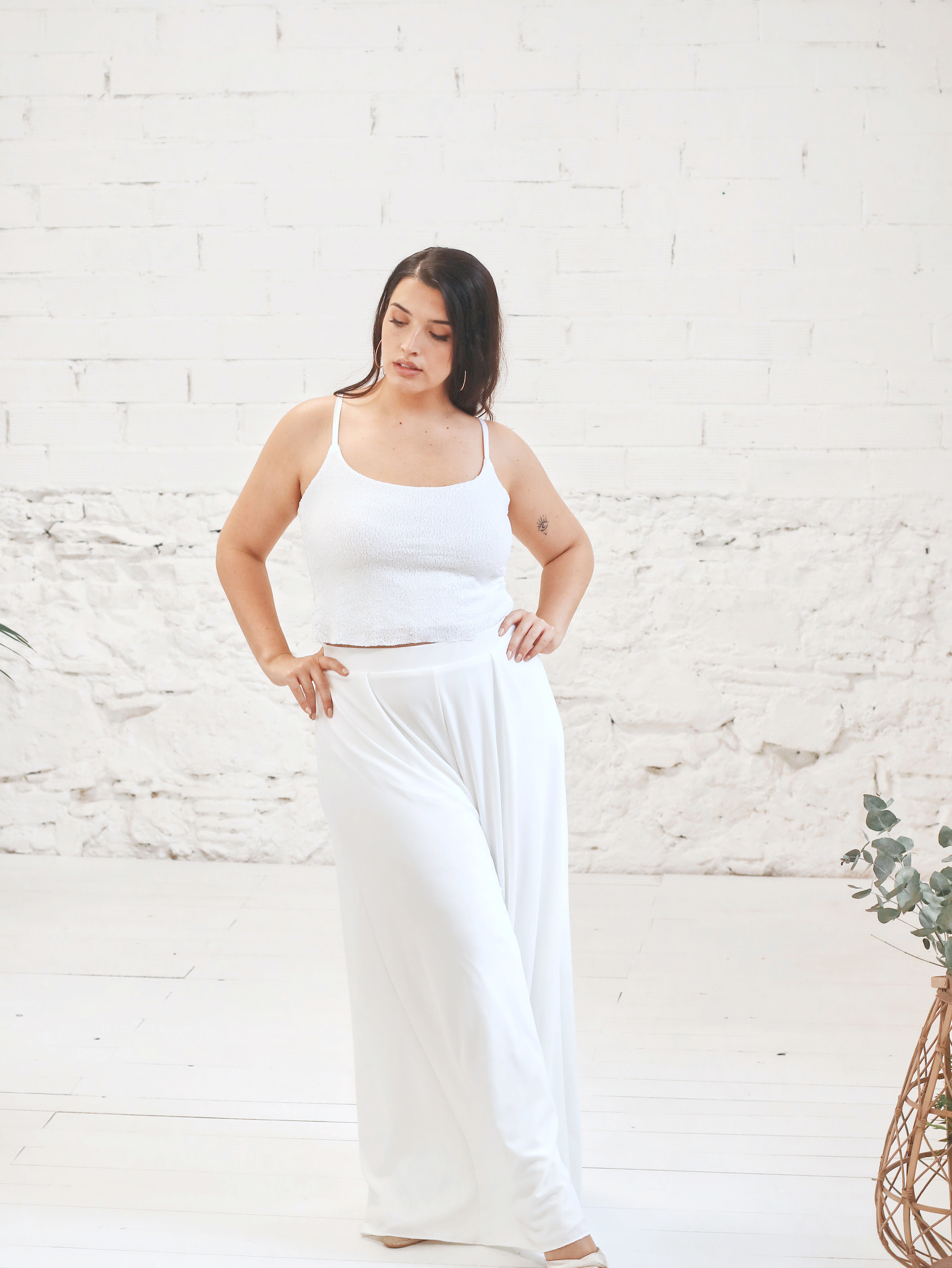 Vestido de Novia Pantalón con Top Lencero