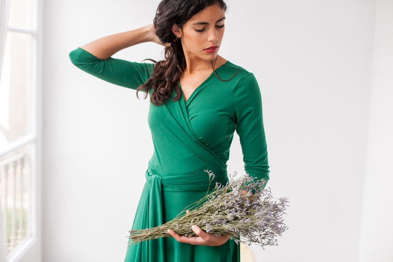Green convertible wrap dress - Frida Essential Short | mimetikbcn Mimetik Green convertible wrap dress - Frida Essential Short | mimetikbcn Mimetik