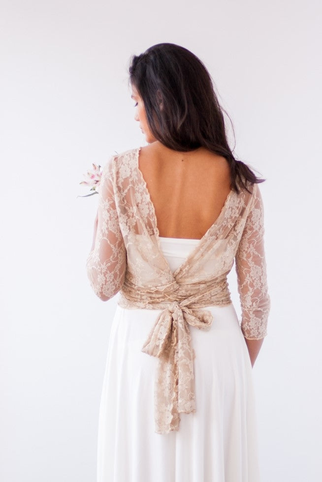 Lace wedding dress with sleeves, long sleeve wedding dress, lace bridal gown, boho wedding dress, bohemian bride, vintage weddin