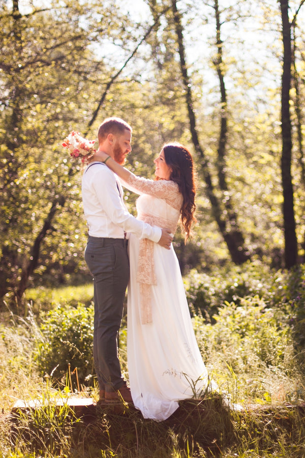 Maternity wedding dress sleeves, rose quartz bridal gown, maternity lace dress, romantic dress, bohemian wedding dress, maternit