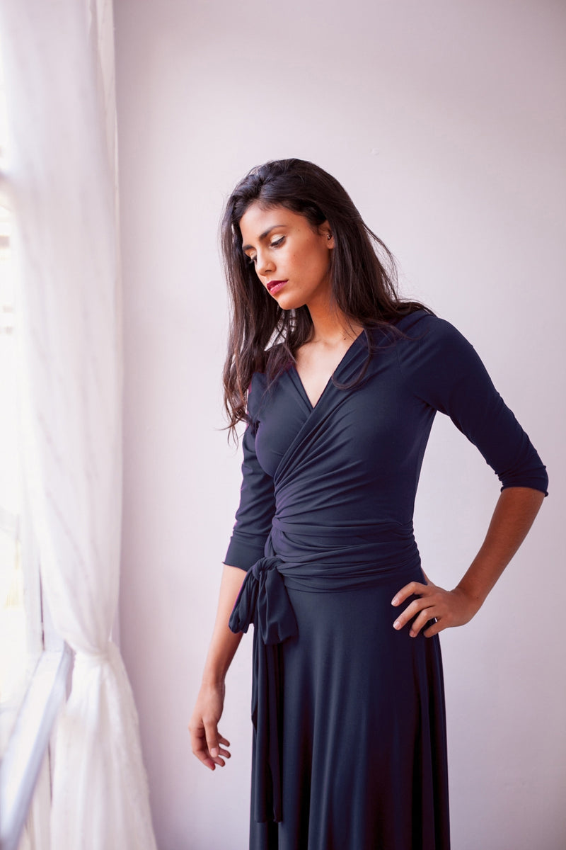 Navy blue convertible wrap dress - Frida Essential Short | mimetikbcn Mimetik Navy blue convertible wrap dress - Frida Essential Short | mimetikbcn Mimetik