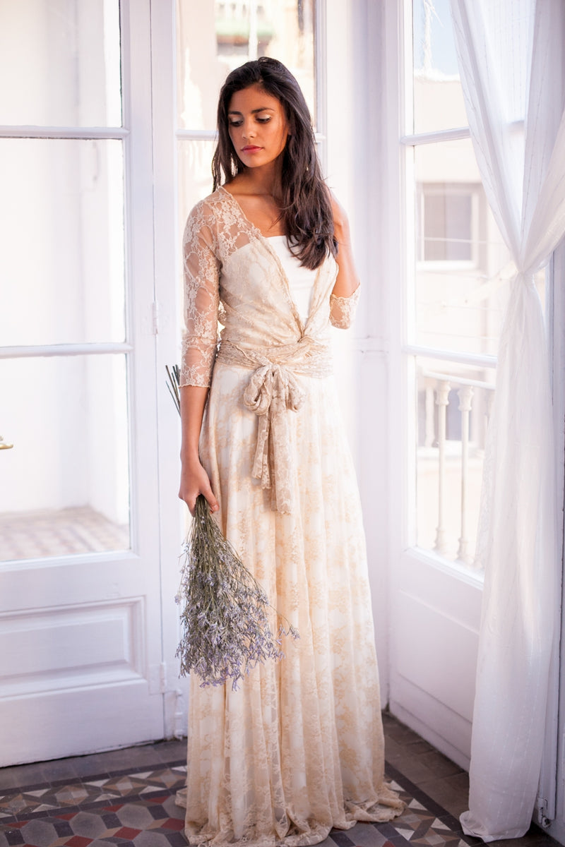 Lace overdress with sleeves - Frida Lace|Mimetik Bcn Lace overdress with sleeves - Frida Lace|Mimetik Bcn
