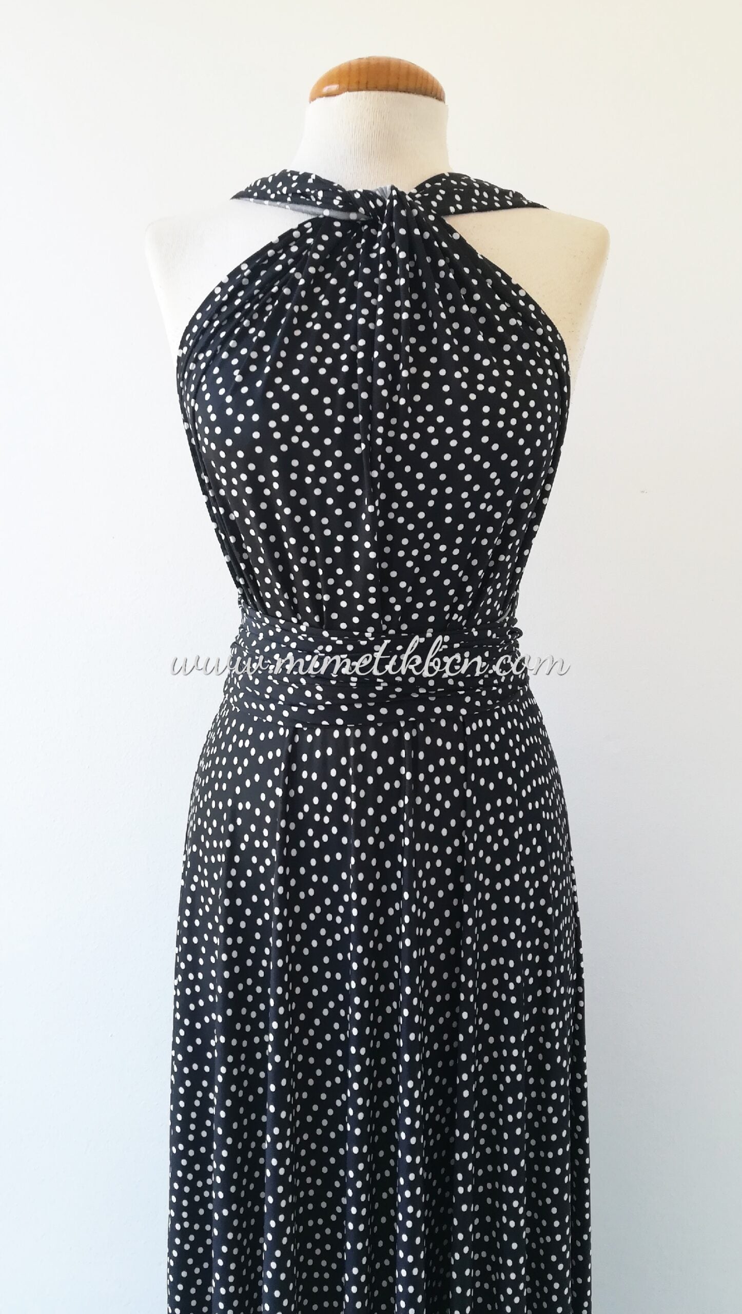 Vestido de invitada negra con topos pequeños - Gala Limited edition