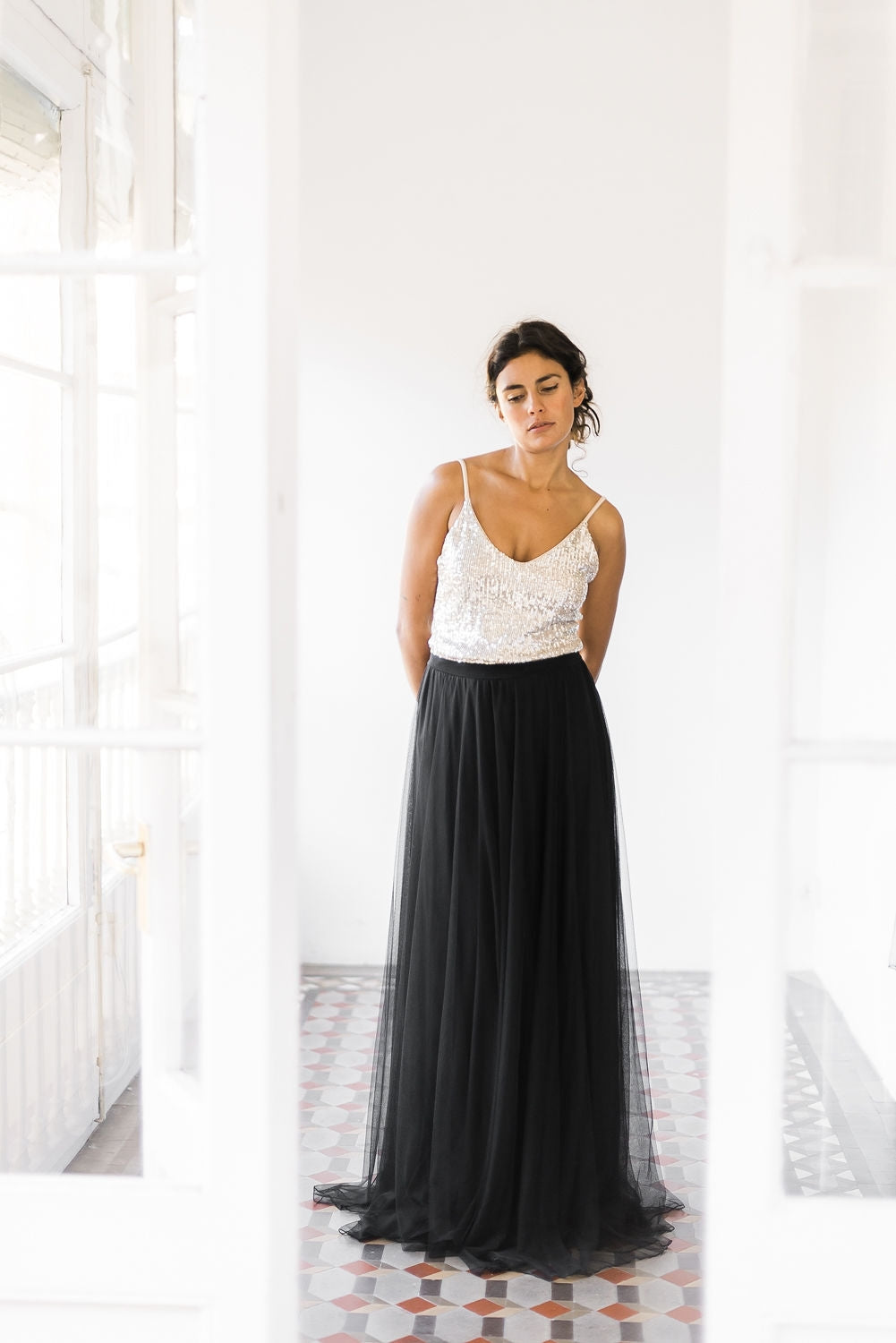 Glamuroso vestido de novia con top de lentejuelas y falda de tul - Jane Rustic