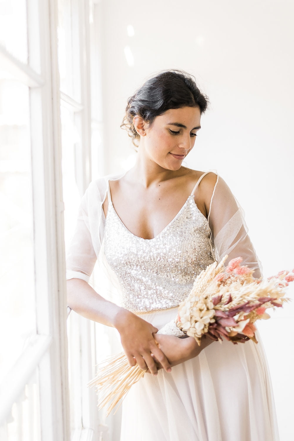 Glamuroso vestido de novia con top de lentejuelas y falda de tul - Jane Rustic