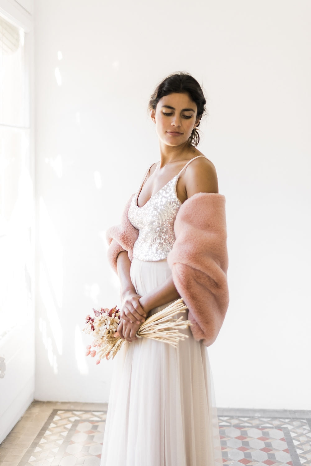 Glamuroso vestido de novia con top de lentejuelas y falda de tul - Jane Rustic