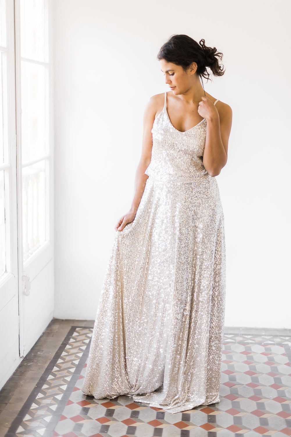 Glamuroso vestido de novia con top de lentejuelas y falda de tul - Jane Rustic