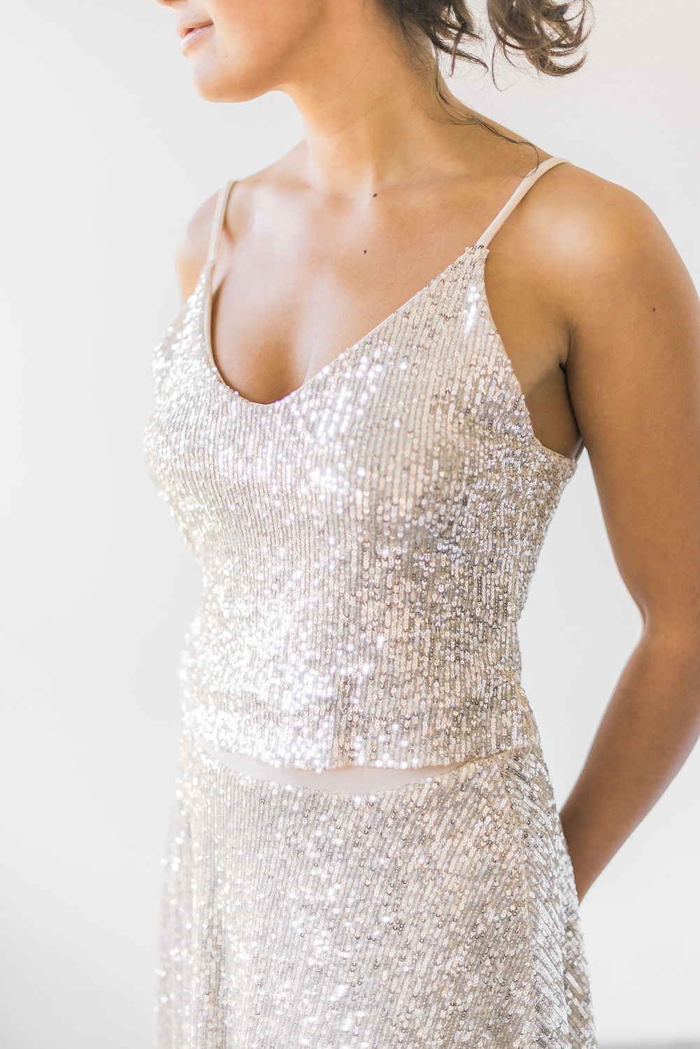 Glamuroso vestido de novia con top de lentejuelas y falda de tul - Jane Rustic