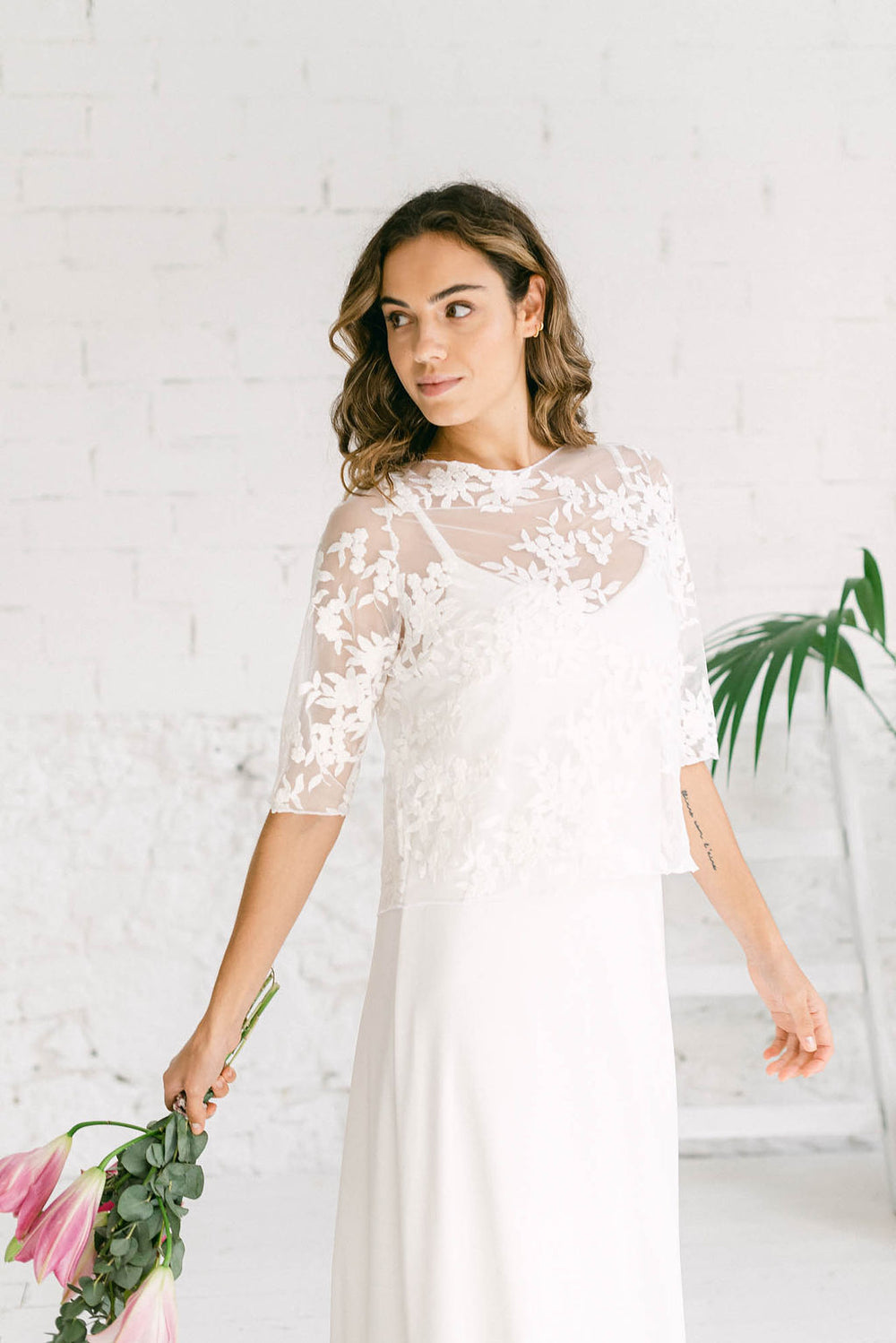 Vestido de novia con encaje| Mimètik – Mimetik